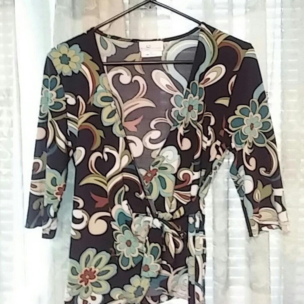 Side tie top